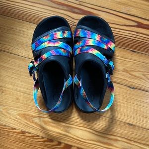 Kids Chaco Chillos Tie-Dye Sandals